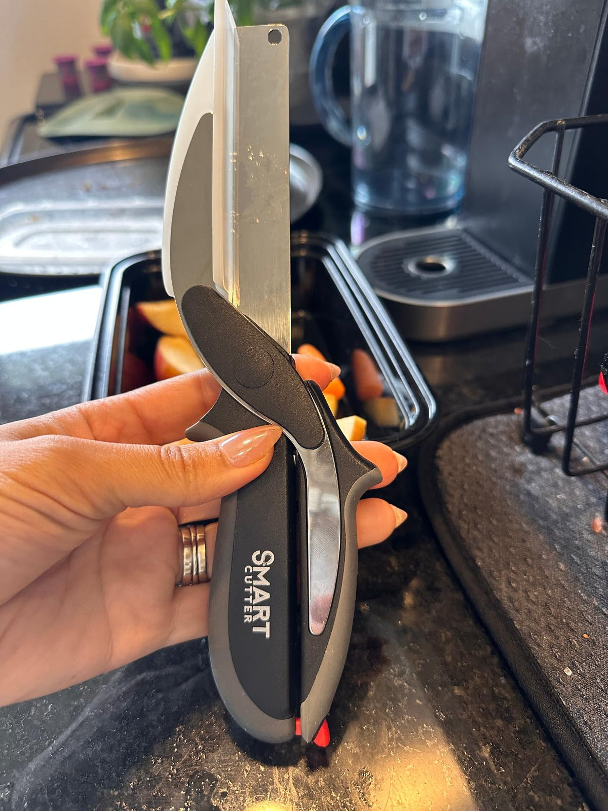✂️ 2-in-1 Kitchen Scissors with Built-in Cutting Board | All-in-One Cooking Helper
