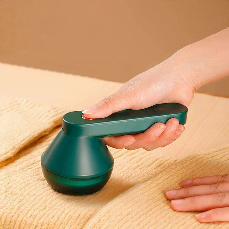 Lint Remover- Hairball Trimmer- Fuzz Clothes and Sweater's Spool Shaver